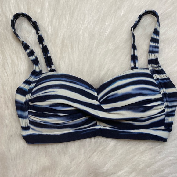 Blue and White Two Piece bathing suit - Picture 6 of 8